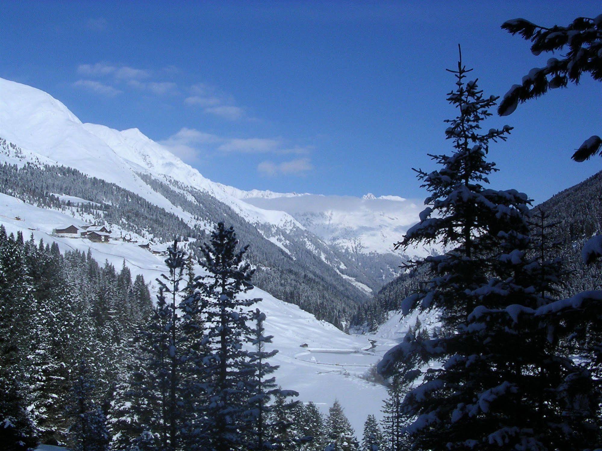 Alpengasthof Hotel Grieserhof Gries im Sellrain Exteriér fotografie